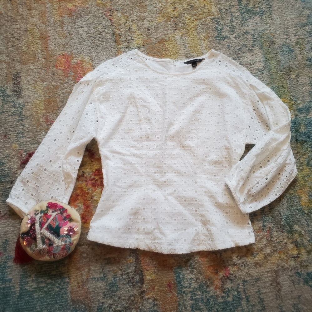 EUC Banana Reupblic Puff Sleeve Eyelet Top